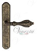 Дверная ручка Venezia на планке PL02 мод. Anafesto (ант. бронза) проходная